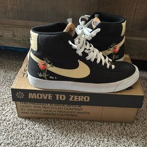 Blazer Mid 77 pomegranate